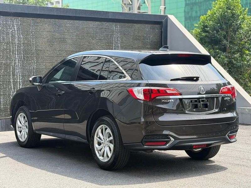 Acura RDX — фото 10