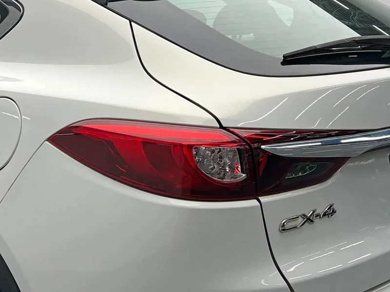 Mazda CX-4 — фото 10