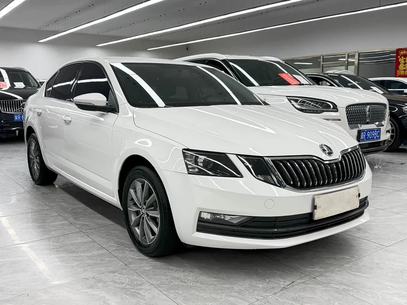 Volkswagen Octavia — фото 3