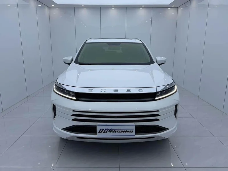 Exeed Zhuifeng — фото 2