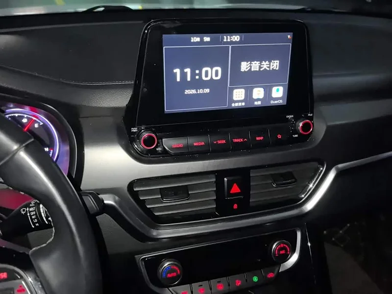 Kia Sportage — фото 13
