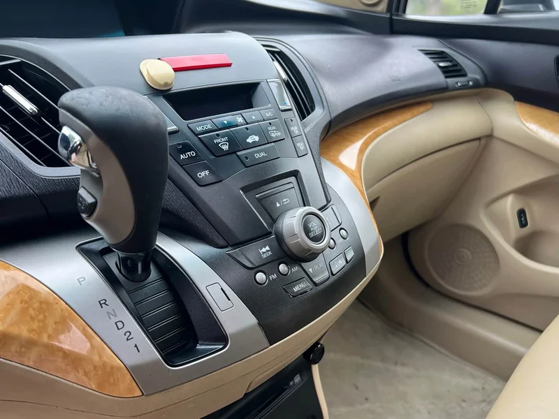 Honda Odyssey — фото 15