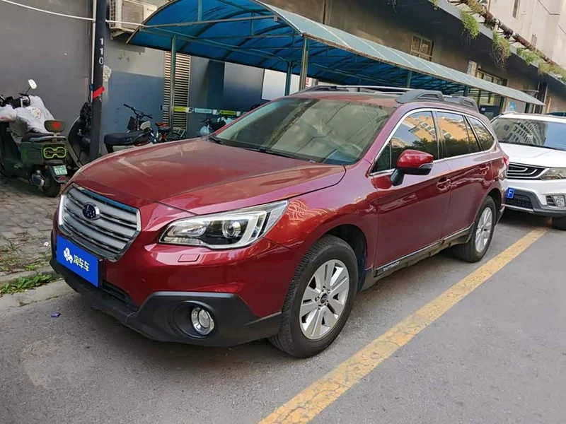 Subaru Outback — фото 1