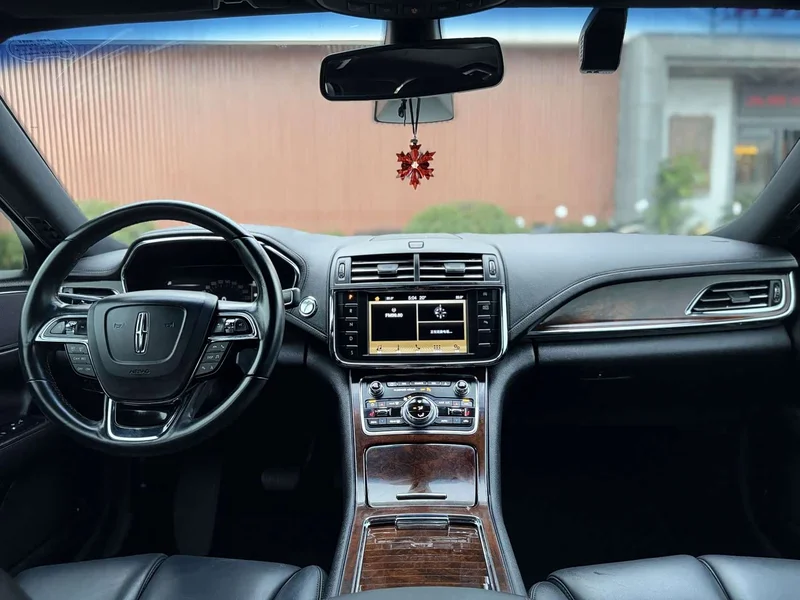 Lincoln Continental — фото 21