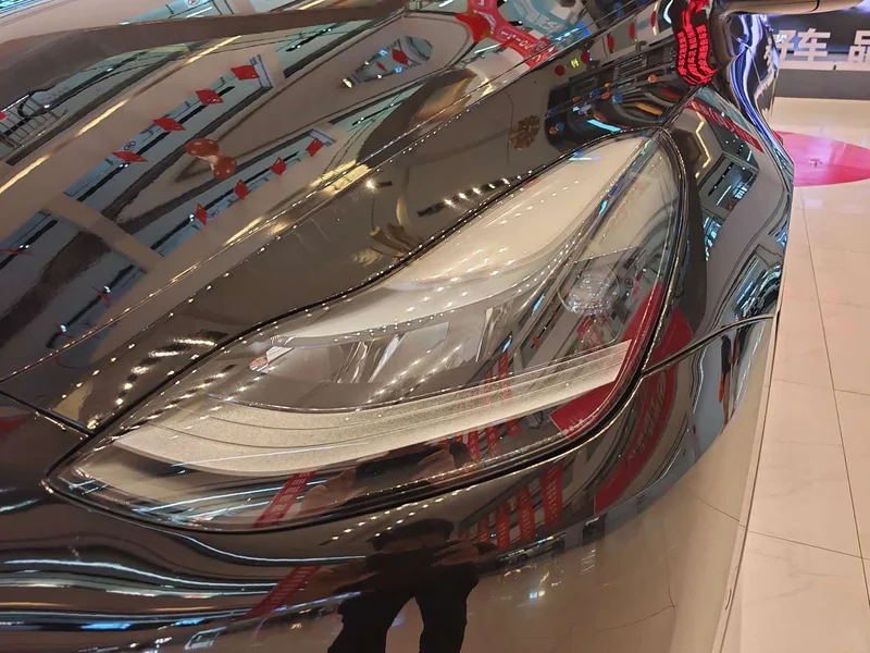 Tesla Model Y — фото 19