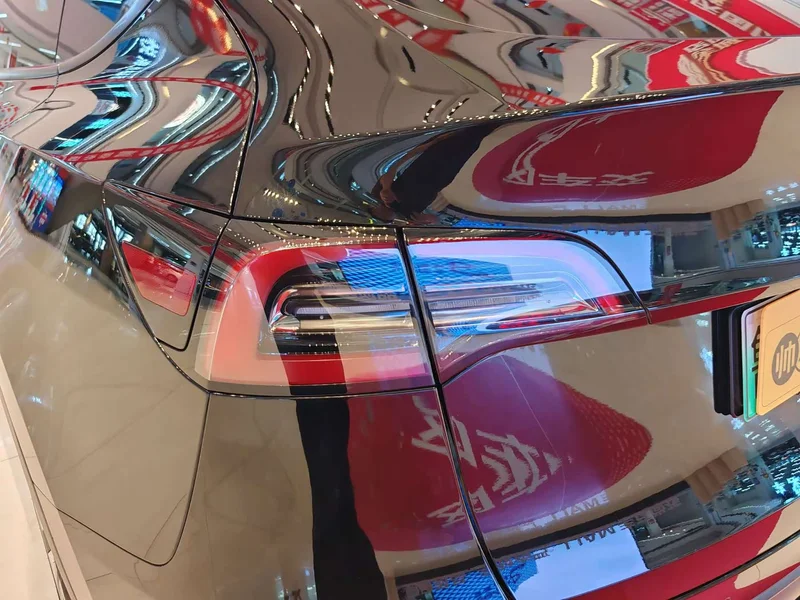 Tesla Model Y — фото 20