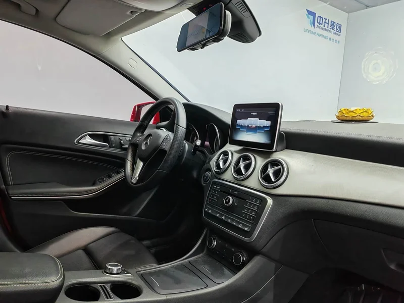 Mercedes-Benz GLA — фото 15