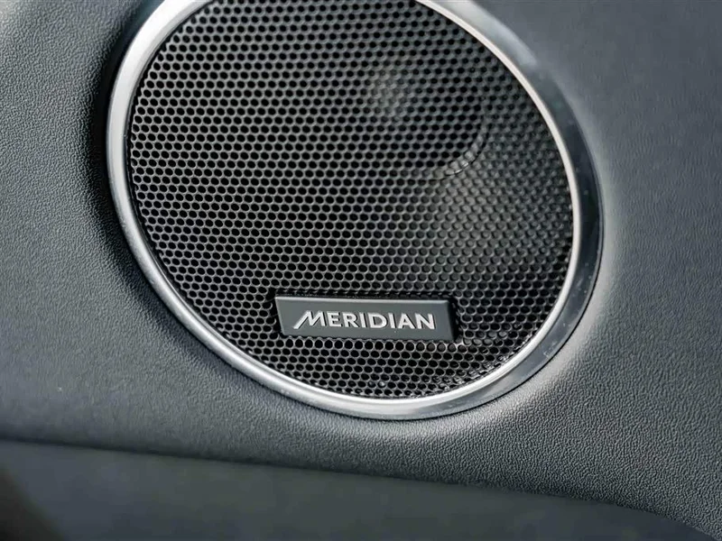 Land Rover Discovery — фото 18