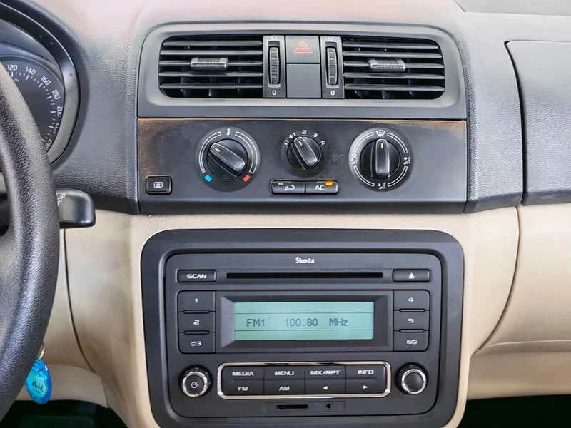 Skoda Citigo — фото 8