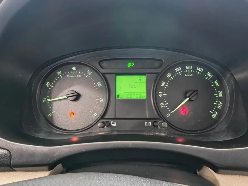 Skoda Citigo — фото 9