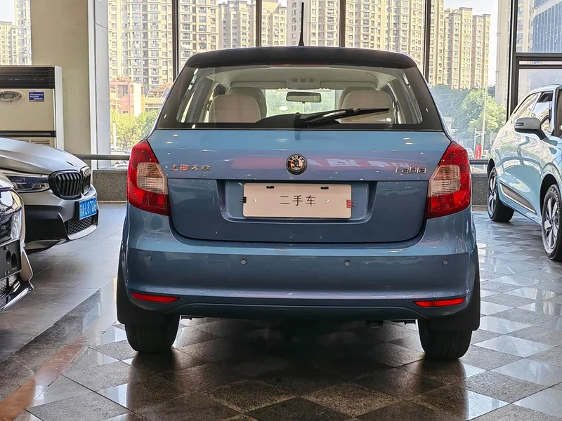 Skoda Citigo — фото 10