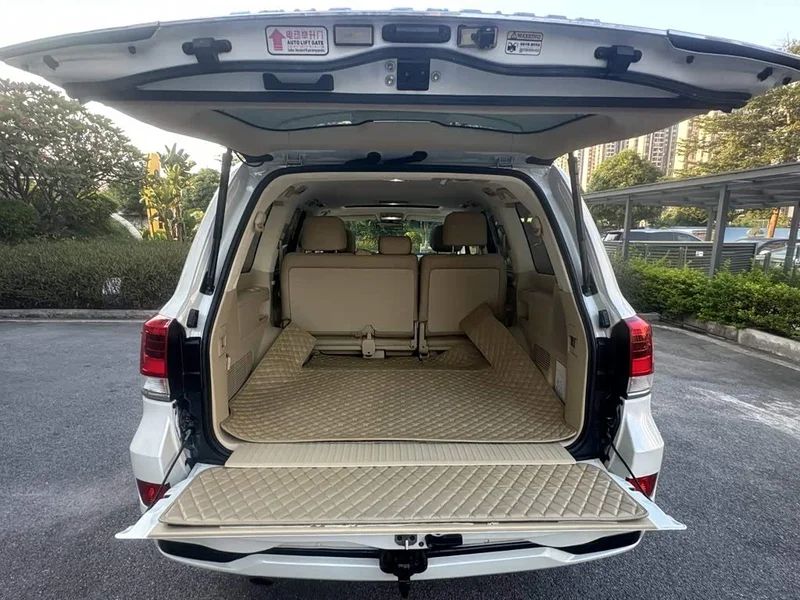 Toyota Land Cruiser (Imported) — фото 7