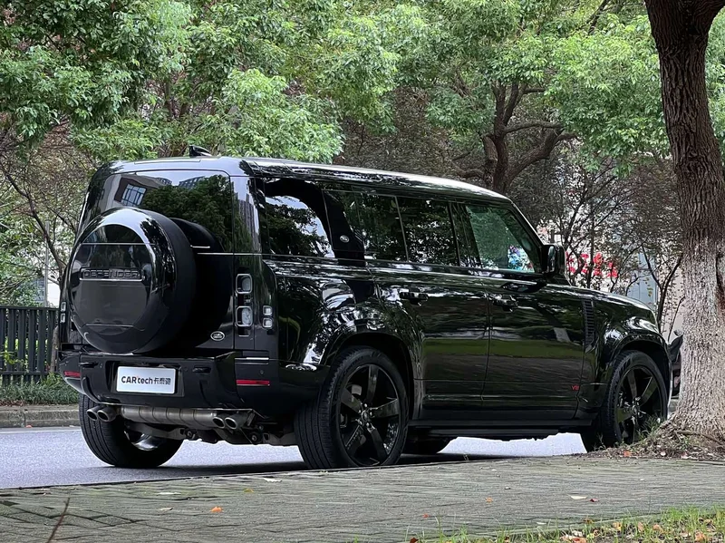 Land Rover Defender — фото 22