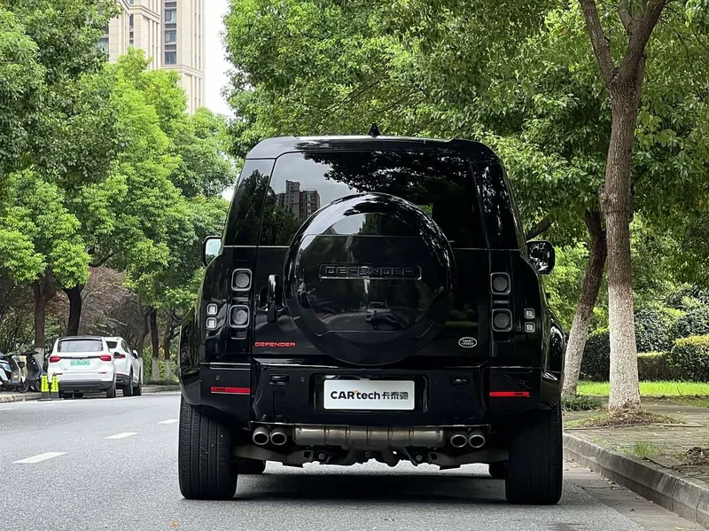 Land Rover Defender — фото 23