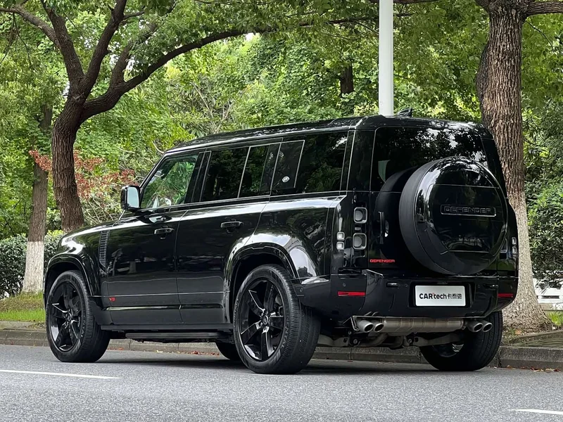 Land Rover Defender — фото 24