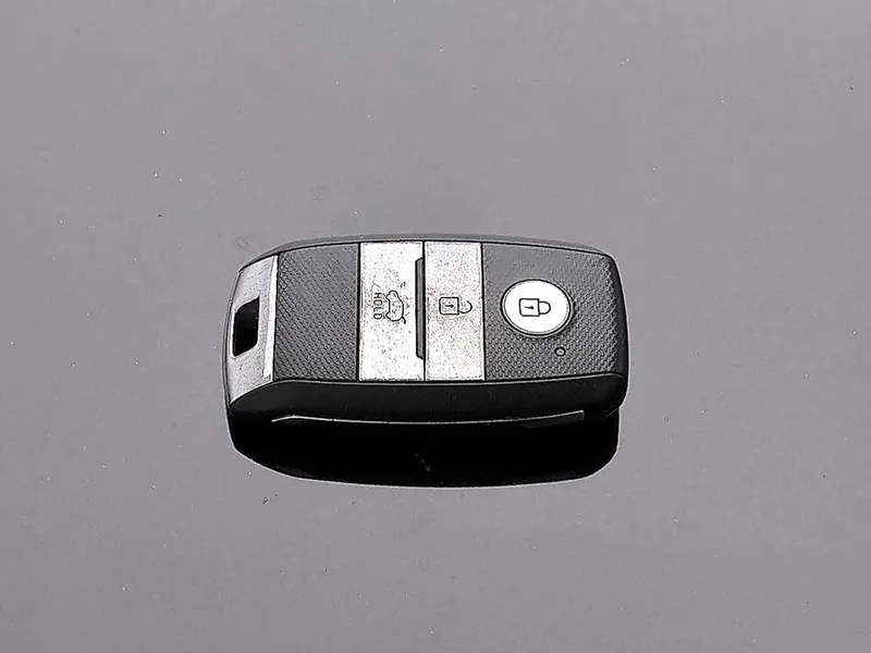 Kia Sorento — фото 19