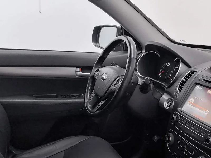 Kia Sorento — фото 22