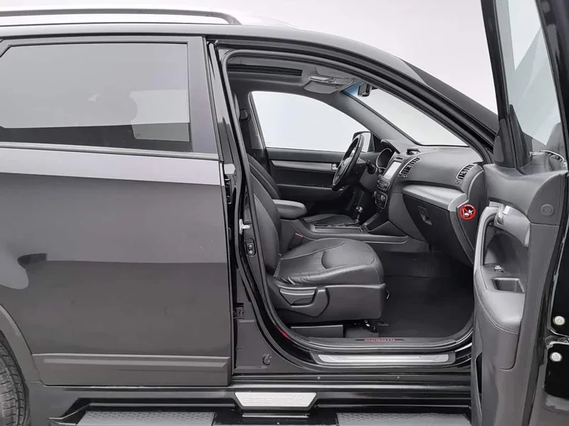 Kia Sorento — фото 23