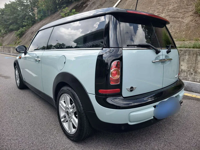 MINI CLUBMAN — фото 6