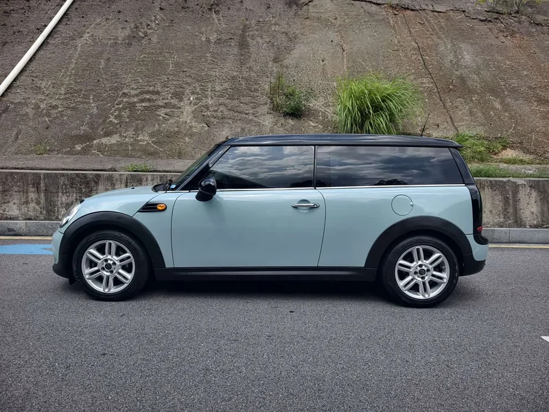 MINI CLUBMAN — фото 7