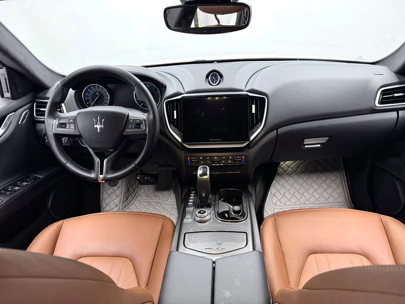 Maserati Ghibli — фото 6