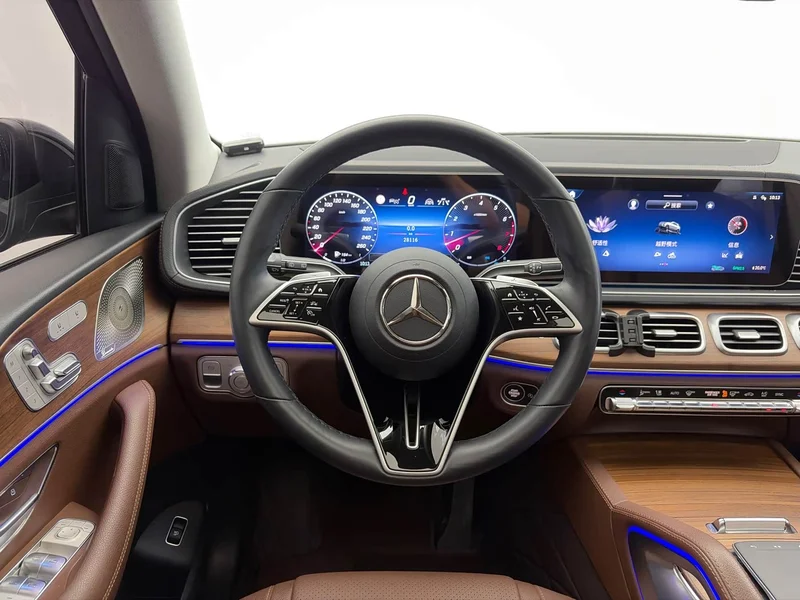 Mercedes-Benz GLE — фото 12