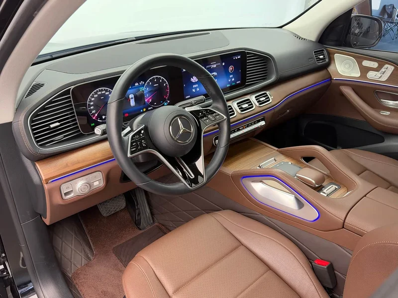 Mercedes-Benz GLE — фото 10