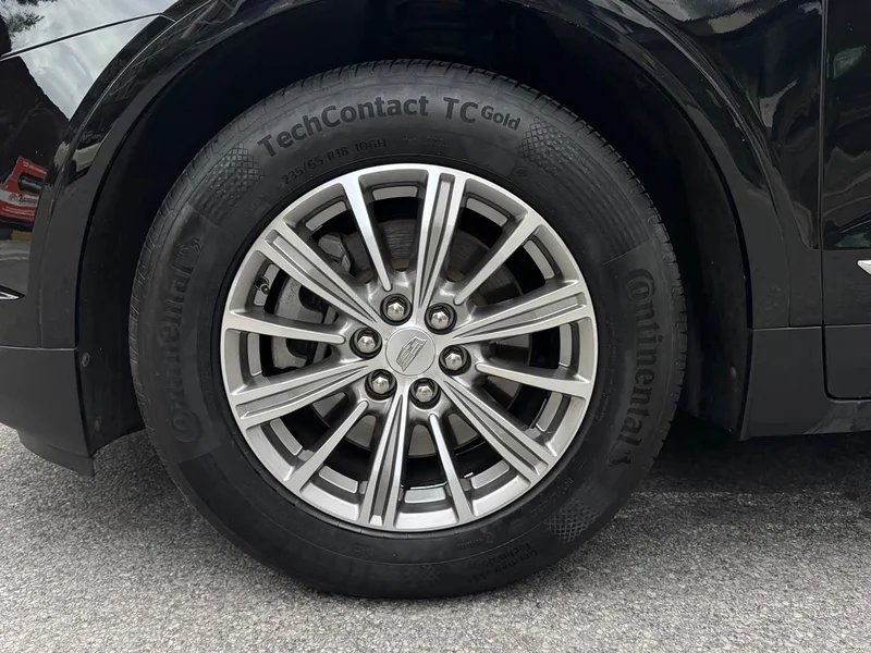 Cadillac XT5 — фото 14
