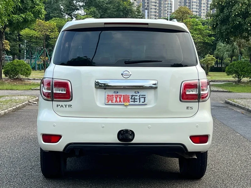Nissan Patrol — фото 6