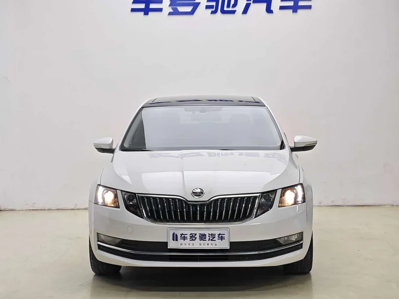 Volkswagen Octavia — фото 2