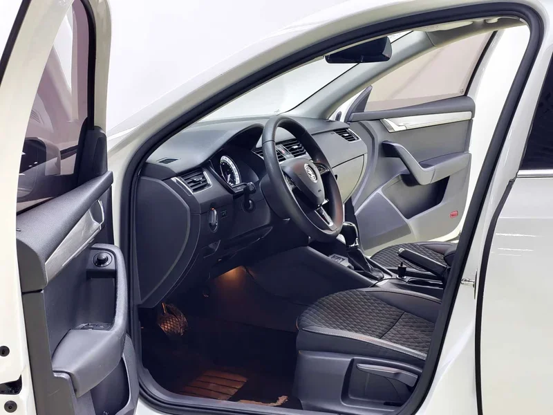 Volkswagen Octavia — фото 8