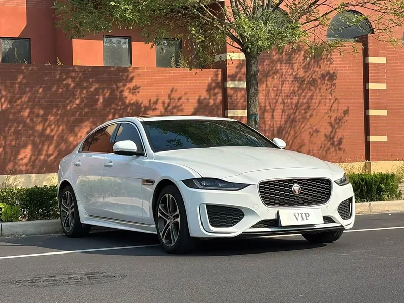 Jaguar XEL — фото 2