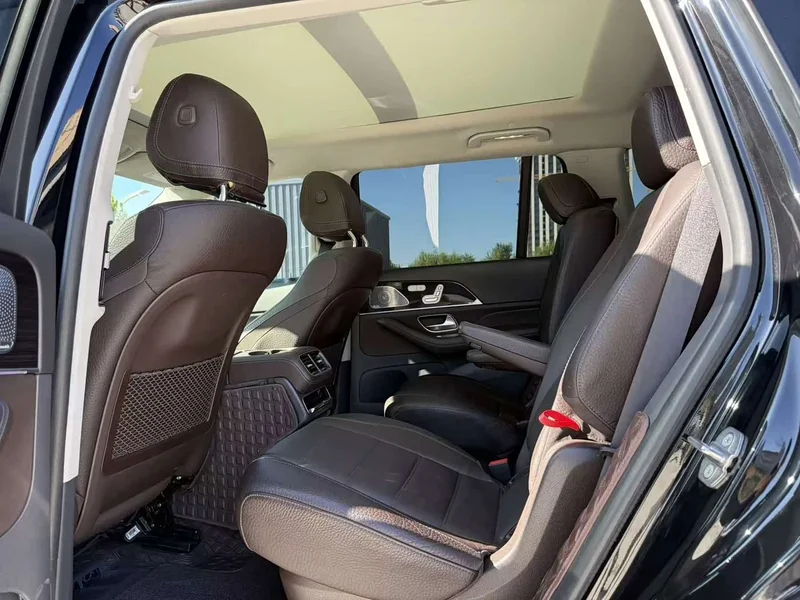 Mercedes-Benz GLS — фото 6