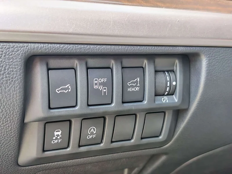 Subaru Outback — фото 14
