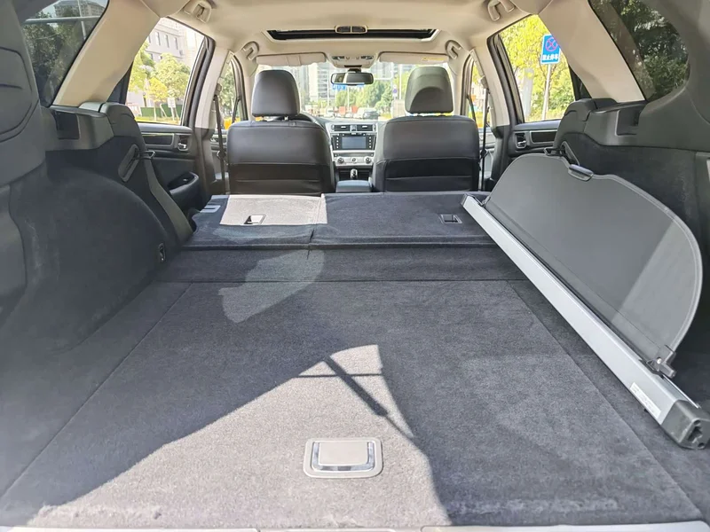 Subaru Outback — фото 21