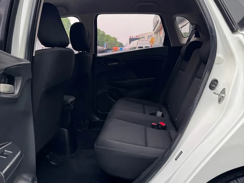 Honda Fit — фото 6
