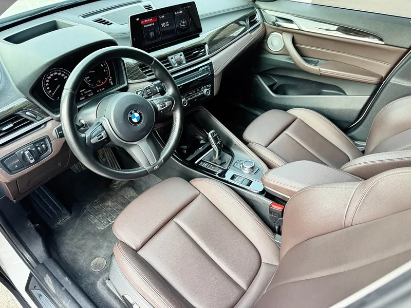 BMW X1 — фото 10