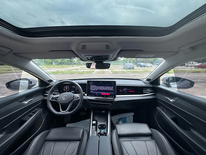 Volkswagen Passat — фото 7