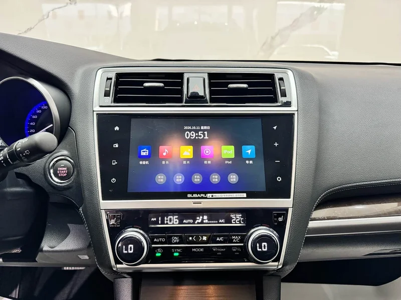 Subaru Outback — фото 11