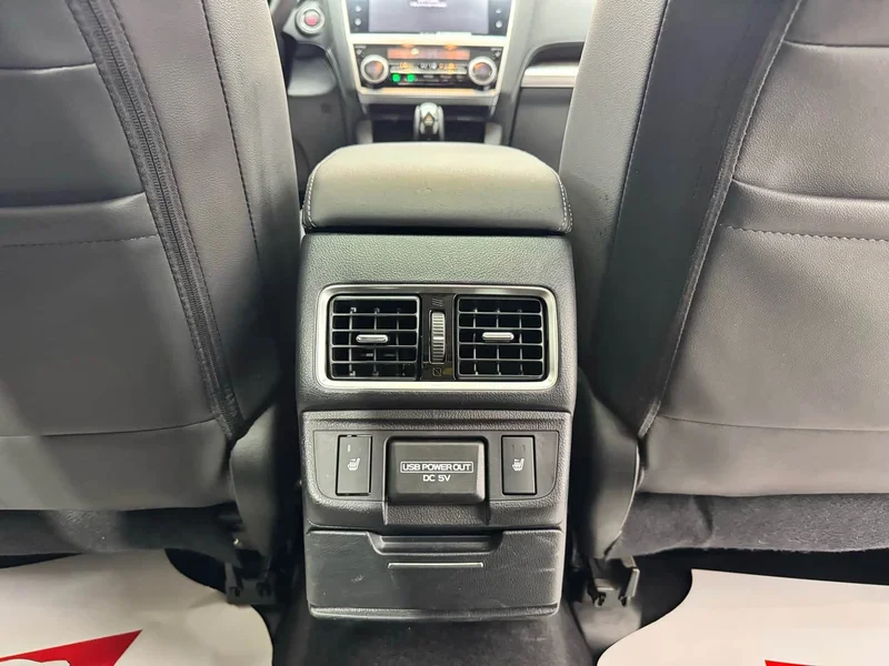 Subaru Outback — фото 19