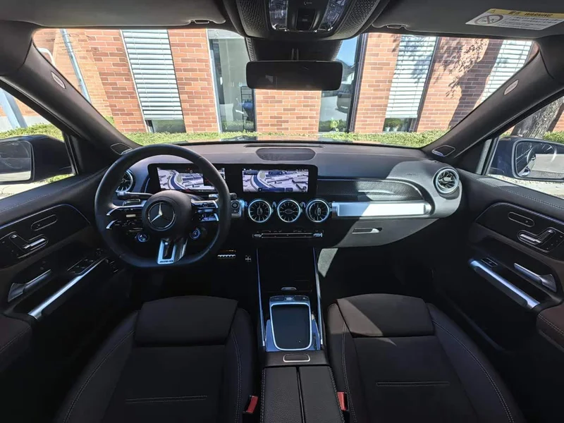 Mercedes-Benz GLB AMG — фото 6