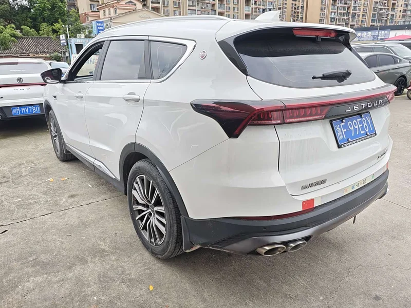 Jetour X70 PLUS — фото 17