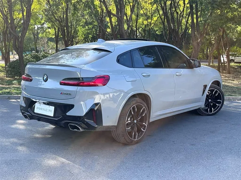 BMW X4 M40i — фото 4