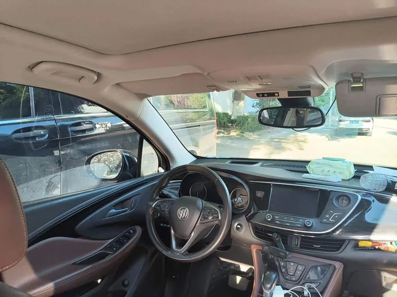 Buick Envision Plus — фото 14