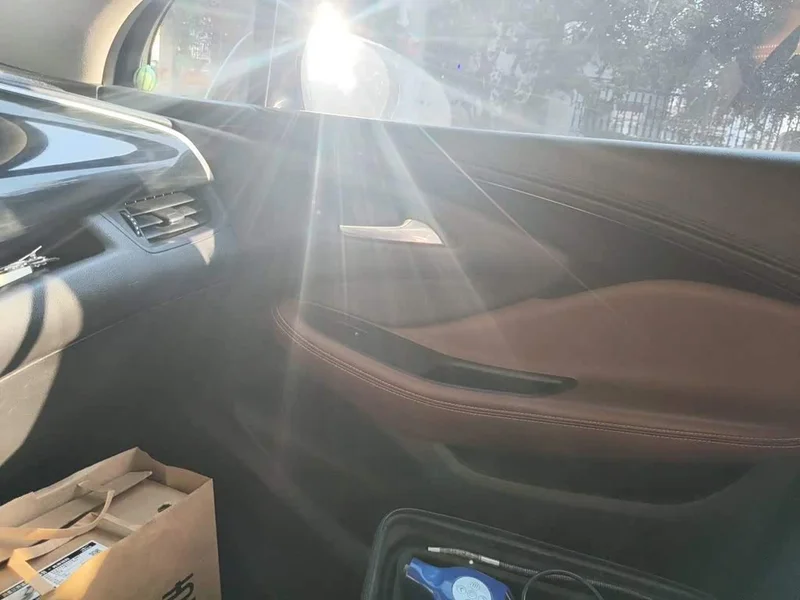 Buick Envision Plus — фото 19