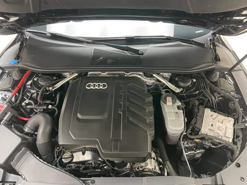 Audi A7L — фото 22