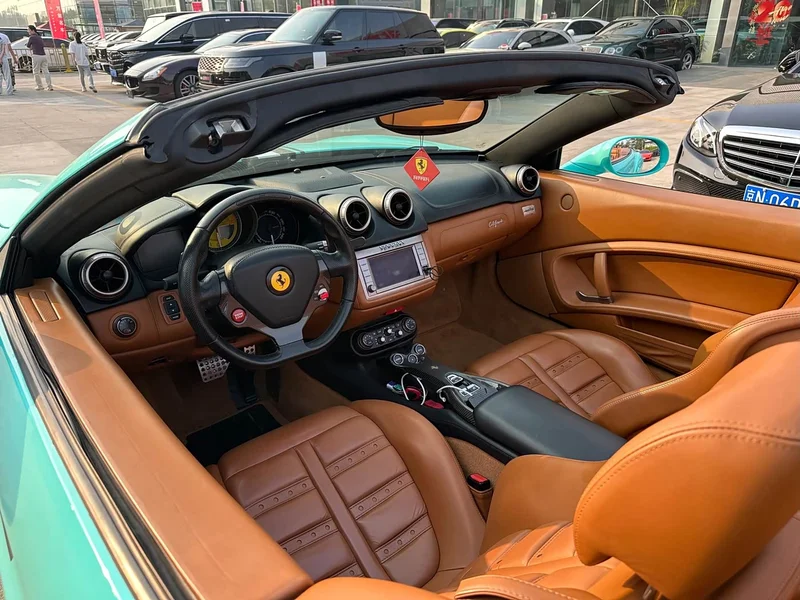 Ferrari California T — фото 7