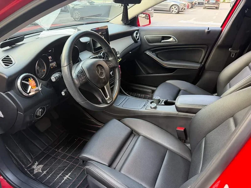 Mercedes-Benz GLA — фото 12