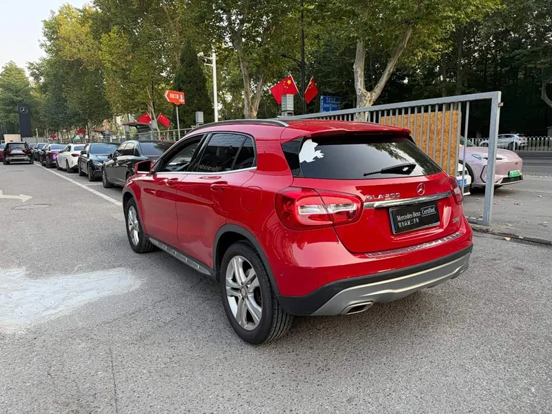 Mercedes-Benz GLA — фото 4