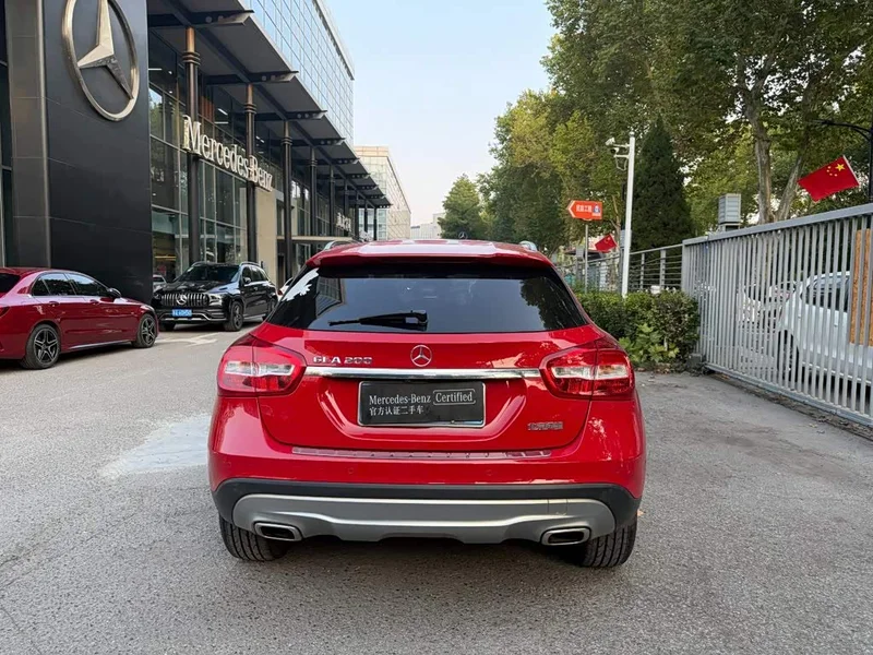 Mercedes-Benz GLA — фото 6